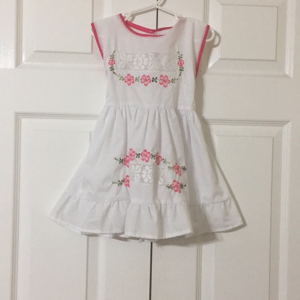 🔥Beautiful Hand Embroidered Dress🔥